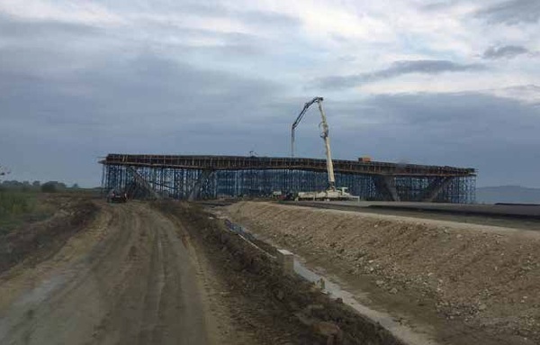 Romanya Yerinde Dökme Üst Geçitler